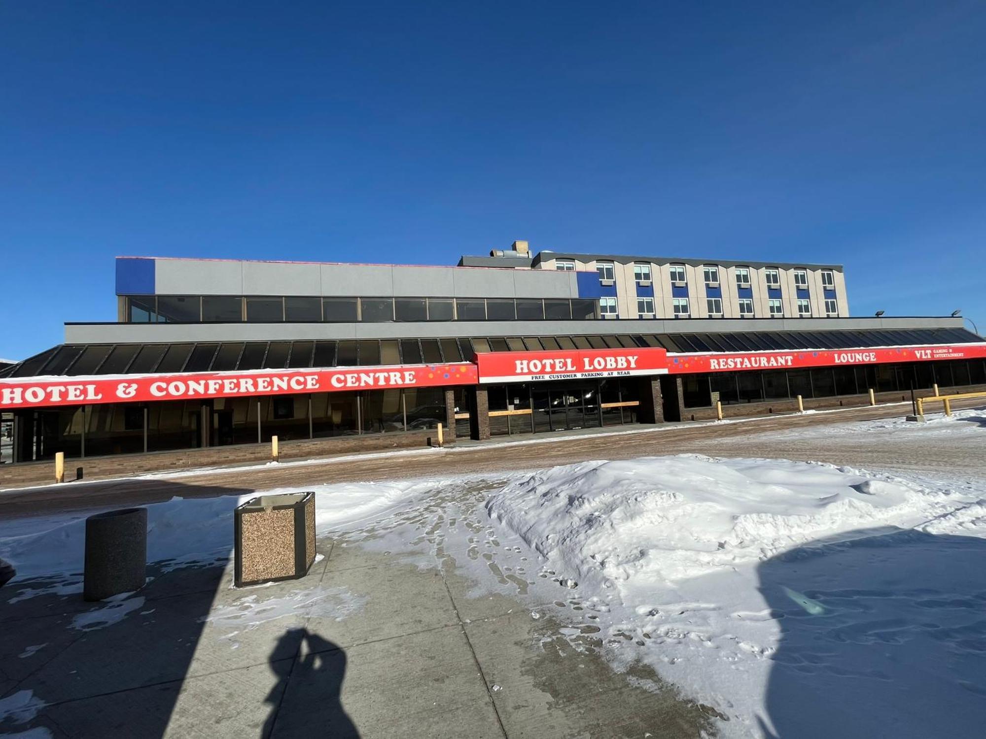 The Lodge Inn Эдмонтон Экстерьер фото